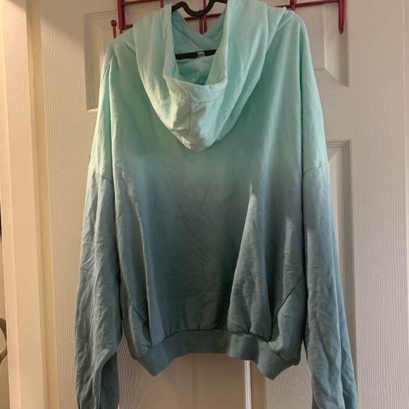 Young Fabulous & Broke Teal Ombré M/L Sweatshirt - Picture 7 of 11